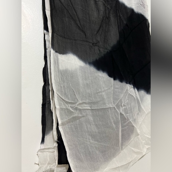 Indian desi party wear. Kurta kameez with heavy stone work & lace & dupata - Picture 6 of 6